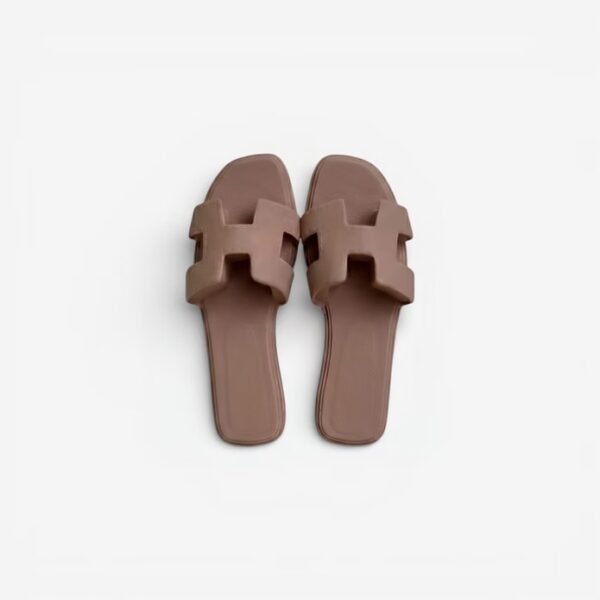 Aromae's Sandals — Golden Brown